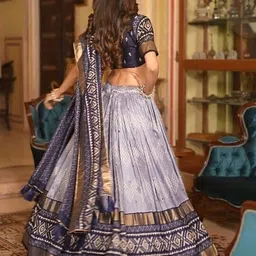 hem selles Floral Print Semi Stitched Lehenga Choli image 4