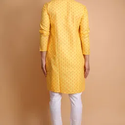 darkchill Men Cotton Blend Kurta Pyjama Set image 2