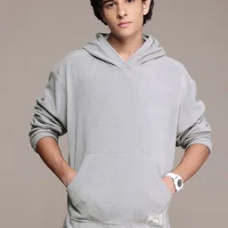roadster Men Full Sleeve Solid Hooded Sweatshirt-picture-42