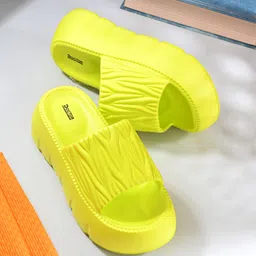 doctor health super soft Newly Launch | Classic Ultra Soft | Cushion | Comfortable|Premium|Stylish|Trendy Women Slides-picture-16