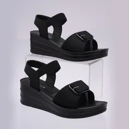 feoro Women Flats Sandal-picture-17