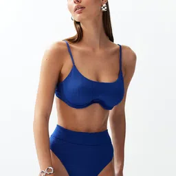 Trendyol Mid-Rise Basic Brief 1047899664 image 4