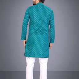 darkchill Men Solid Cotton Blend A-line Kurta image 2