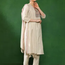 jaipur kurti Women Pure Cotton Kurta Pant Dupatta Set image 4