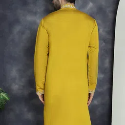 jompers Men Embroidered Cotton Silk Straight Kurta image 3