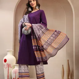 Women Viscose Rayon Kurta Palazzo Dupatta Set-image-13