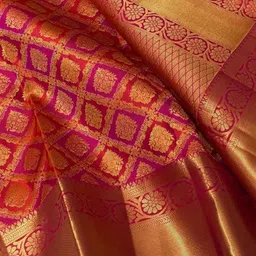 avantika fashion Woven Kanjivaram Pure Silk, Art Silk Saree image 5