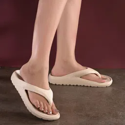 doctor health super soft Newly Launch | Classic Ultra Soft | Cushion | Comfortable|Premium|Stylish|Trendy Women Flip Flops image 4