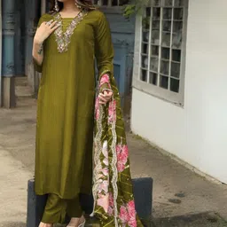 aarya etrhnic Women Cotton Silk Kurta Pant Dupatta Set image 2