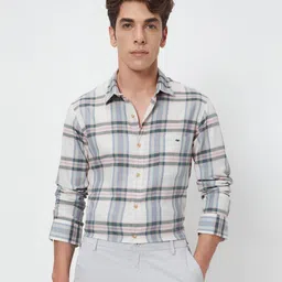 mufti Men Slim Fit Checkered Spread Collar Casual Shirt-picture-19