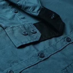 roadster Men Regular Fit Solid Mandarin Collar Casual Shirt image 3