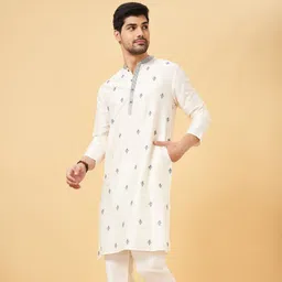 indus route by pantaloons Men Solid Viscose Rayon Straight Kurta image 1