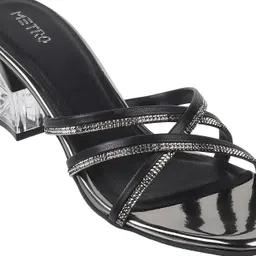 metro Women Heels Sandal image 5