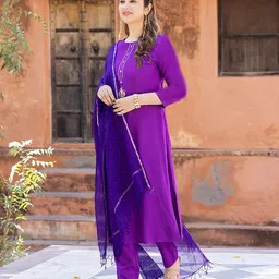 anni designer Women Cotton Blend Kurta Pant Dupatta Set image 3