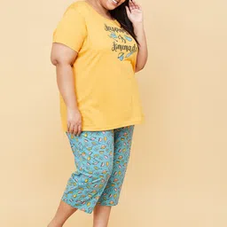 max Plus Size Women Top & Capri Set Yellow Printed image 4