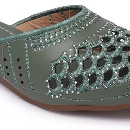 shokiya Women Flats Sandal image 2