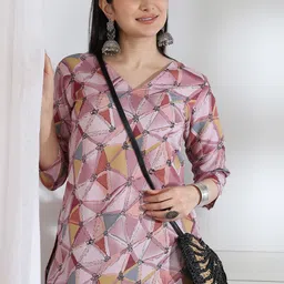 dsk studio Women Geometric Print Viscose Rayon Tunic Kurta image 2