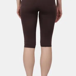 amour secret Women Brown Capri image 2