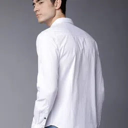 highlander Men Slim Fit Solid Spread Collar Casual Shirt image 3