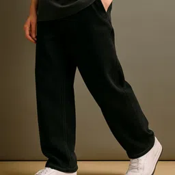 glossy Men Straight Fit Mid Rise Black Jeans image 1