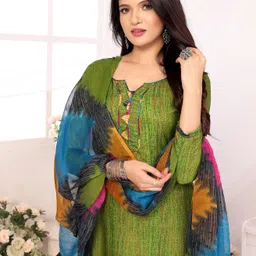 yashika Unstitched Crepe Salwar Suit Material Printed-picture-33