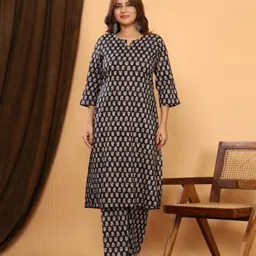 maitry Women Printed Pure Cotton Straight Kurta-picture-31