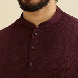 manyavar Men Self Design Cotton Blend Straight Kurta image 2