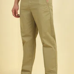 allen solly Men Comfort Fit Green Cotton Blend Trousers image 3