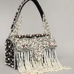 qaidafashion Women Black, White Messenger Bag image 3