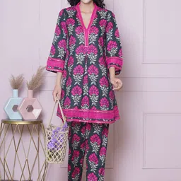Bhama Couture Floral Printed V-Neck Pure Cotton Tunic with Trousers-image-53