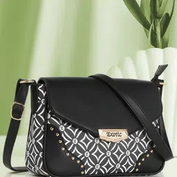 Exotic Ethnic Motifs Printed Swagger Sling Bag-picture-29