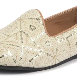 fausto Traditional Ethnic Juttis for Wedding|Handcrafted Embroidered Velvet Loafers Mojaris For Men image 1