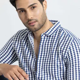 snitch Men Slim Fit Printed Spread Collar Casual Shirt image 3