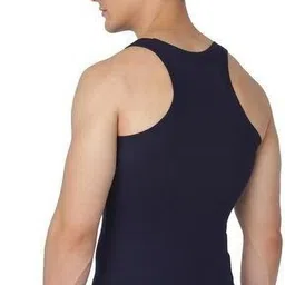 mitos Men Vest image 2