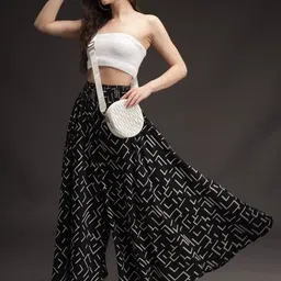 ibutterfly Women Flared Black Pure Cotton Trousers image 5
