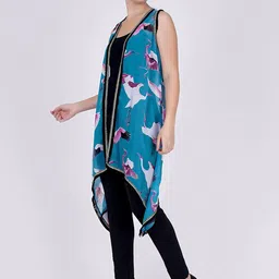 First Resort by Ramola Bachchan Women Printed Sleeveless Longline Shrug image 3