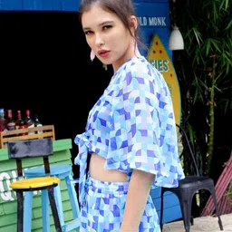 Sera Blue & White Geometric Printed Crop Tie-Up Shrug image 4