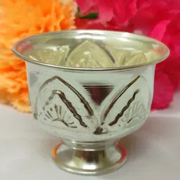 German Silver Handmade Haldi and kumkum Bowl with Pedalstand / Chandan Bowl Decorative Showpiece-9 cm-image-12
