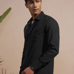 ketch Men Slim Fit Solid Cut Away Collar Casual Shirt image 4