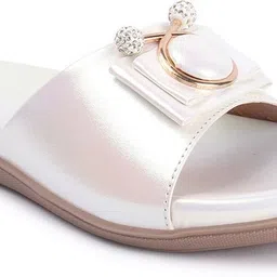 retro walk Women Heels Sandal image 3