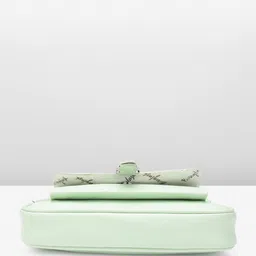 Berrylush Swagger Shoulder Bag image 5