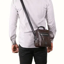 Hidesign Men Animal Textured Messenger Bag-image-0