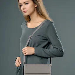 Toteteca Striped PU Structured Handheld Bag image 1