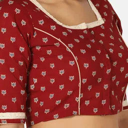 THE WEAVE TRAVELLER Floral Handblocked Printed Cotton Saree Blouse image 5