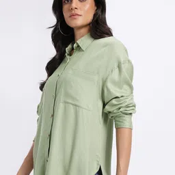 glitchez Women Relaxed Fit Fit Solid Casual Shirt image 5