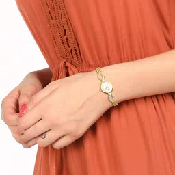 Sonata Quartz White Dial Gold Metal Strap Analog Watch - For Women NT8063YM03 image 5