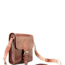 Goatter Textured Leather Structured Sling Bag image 5