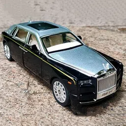 1:32 Phantom Silver D-DZC407-image-95