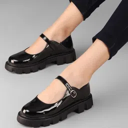 Women Bellies Sandal-image-0