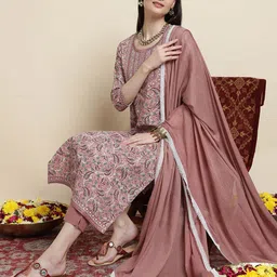 sangria Women Pure Cotton Kurta Pant Dupatta Set-picture-16